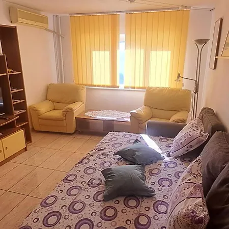 Apartment 3 , Sos Constantei Langa Sens Girator Mangalia